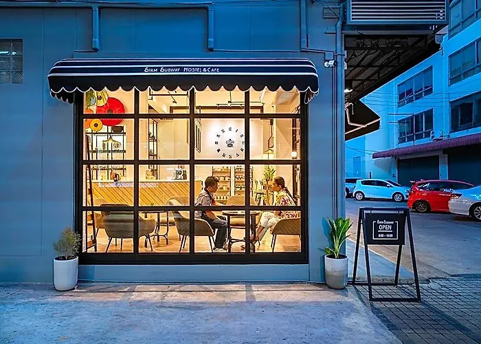 Siam Subway And Cafe 3*