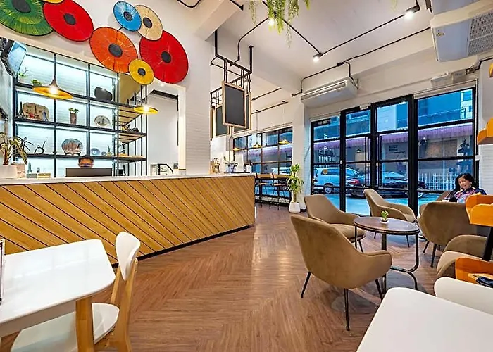 Siam Subway And Cafe 3*